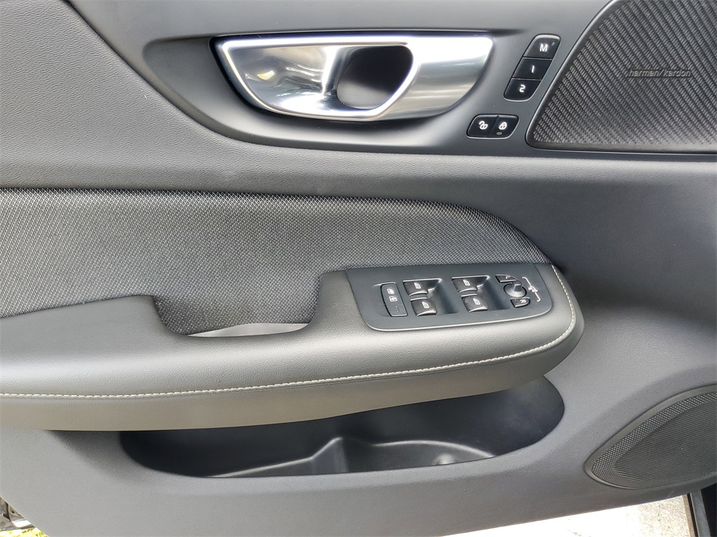 used 2024 Volvo S60 Recharge Plug-In Hybrid car, priced at $39,495