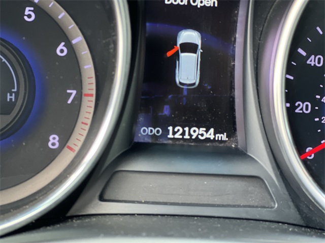 used 2014 Hyundai Santa Fe car, priced at $10,540