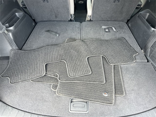 used 2014 Hyundai Santa Fe car, priced at $10,540