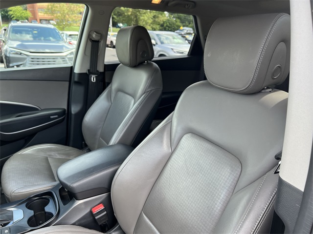 used 2014 Hyundai Santa Fe car, priced at $10,540