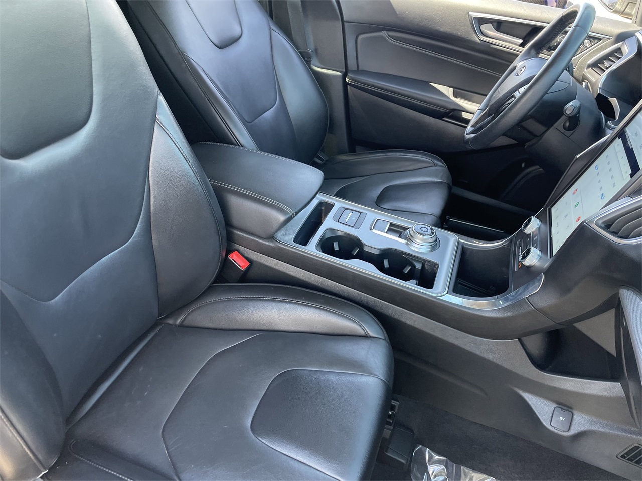 used 2021 Ford Edge car, priced at $18,306