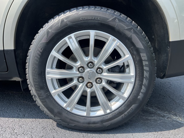 used 2017 Cadillac XT5 car, priced at $17,200