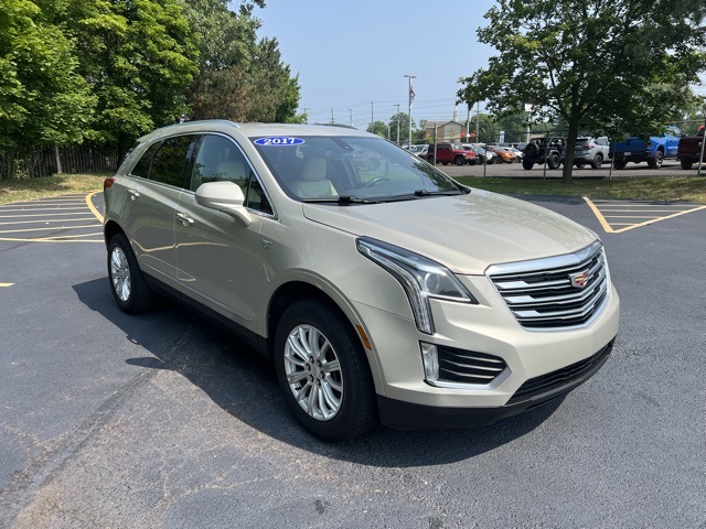 used 2017 Cadillac XT5 car, priced at $17,200
