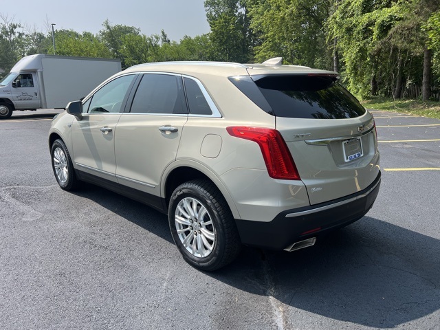 used 2017 Cadillac XT5 car, priced at $17,200