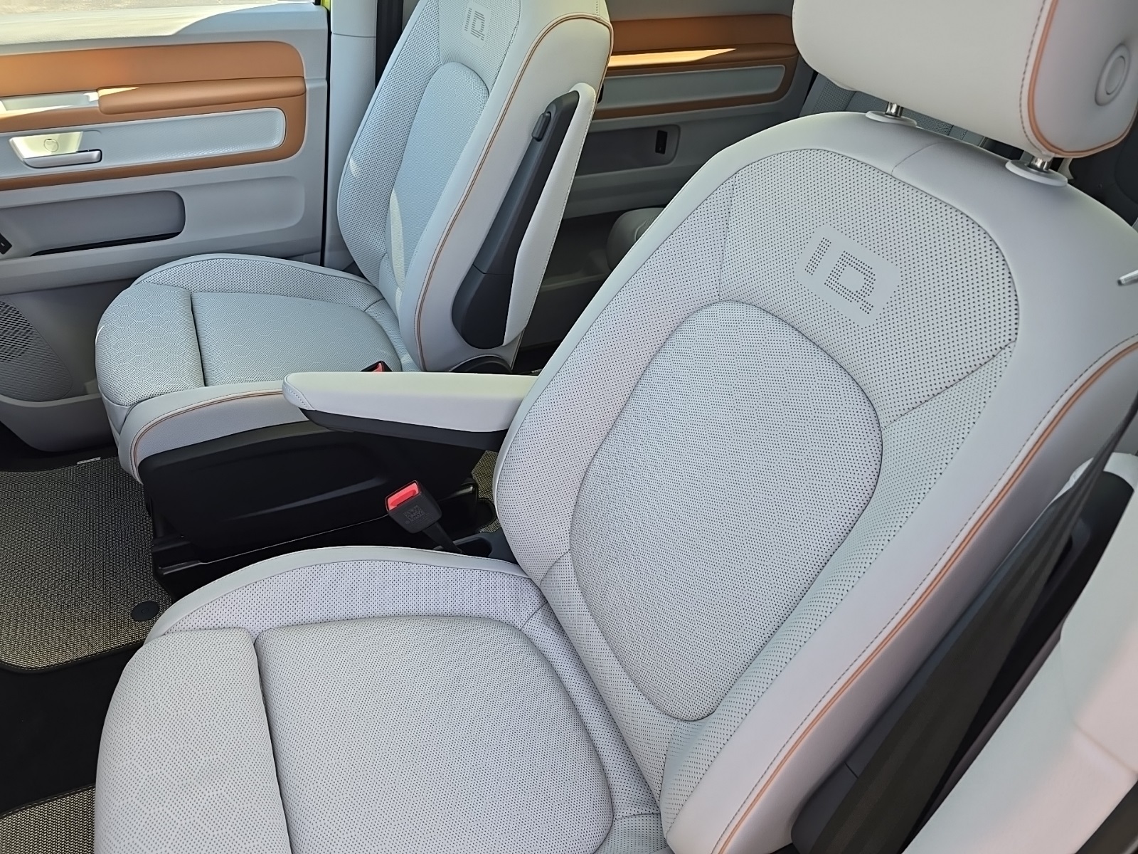 new 2025 Volkswagen ID. Buzz car, priced at $69,290