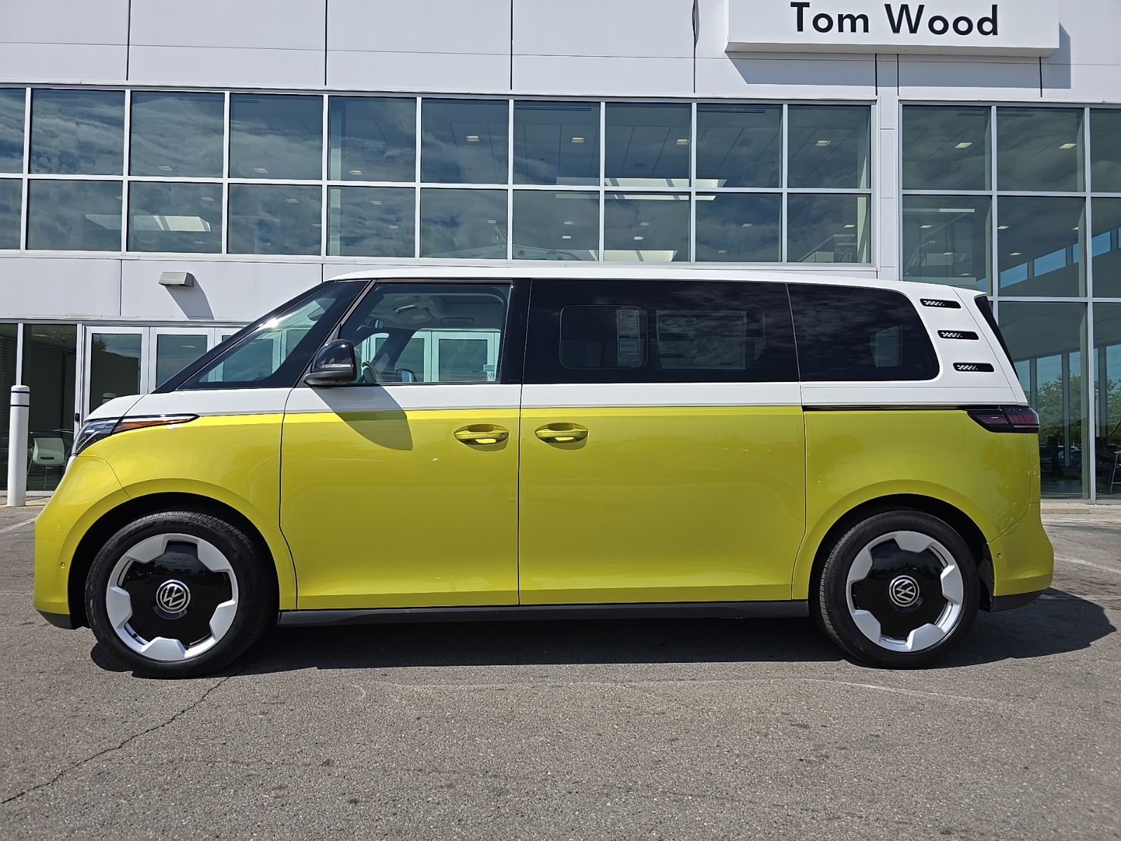 new 2025 Volkswagen ID. Buzz car, priced at $69,290