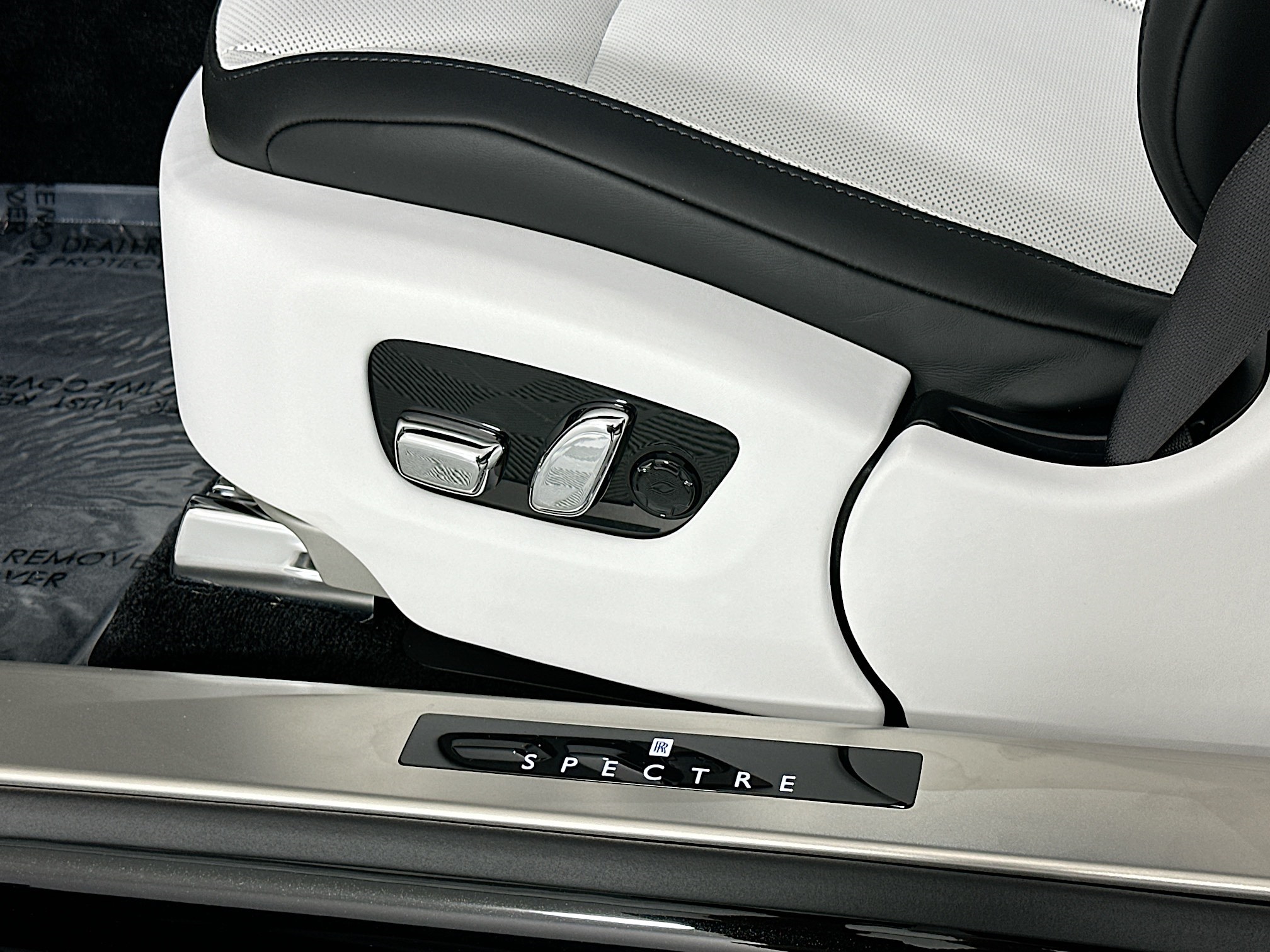 new 2026 Rolls-Royce Spectre car, priced at $504,350