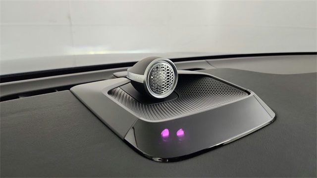 new 2025 Volvo EX90 car, priced at $96,235