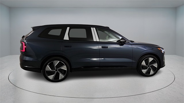 new 2025 Volvo EX90 car, priced at $96,235