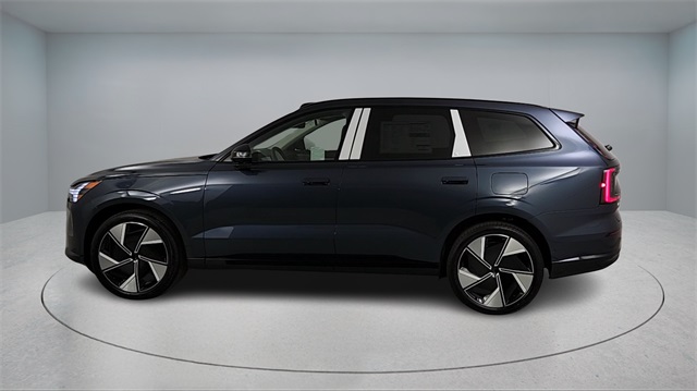 new 2025 Volvo EX90 car, priced at $96,235