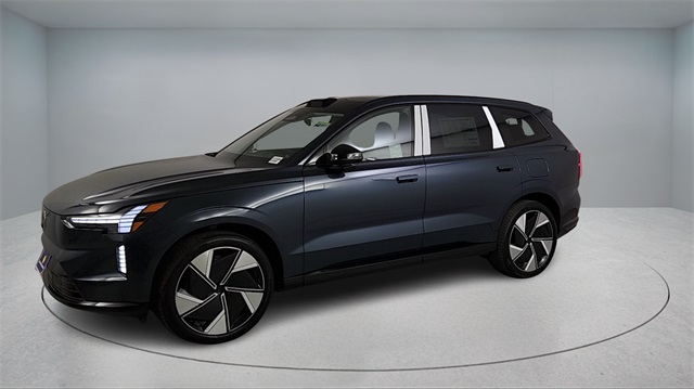 new 2025 Volvo EX90 car, priced at $96,235