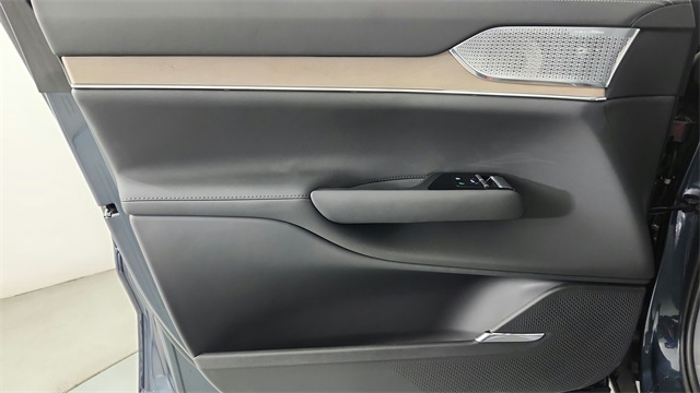 new 2025 Volvo EX90 car, priced at $96,235