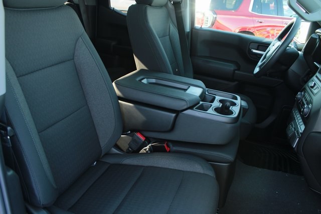 new 2026 Chevrolet Silverado 1500 car, priced at $44,040