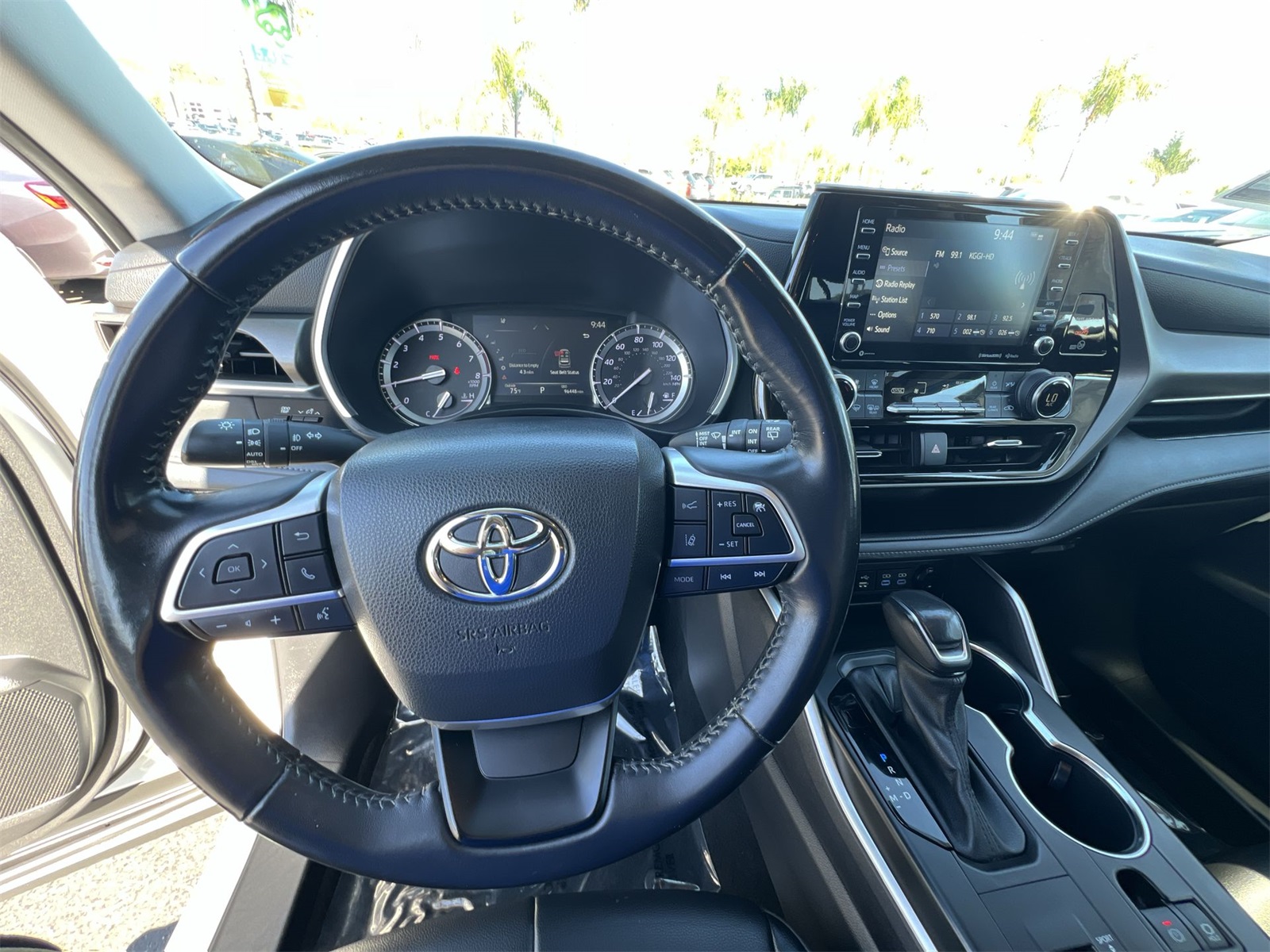 used 2022 Toyota Highlander car, priced at $30,593