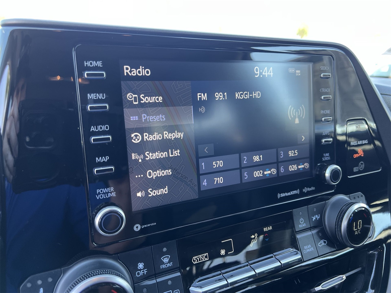 used 2022 Toyota Highlander car, priced at $30,593