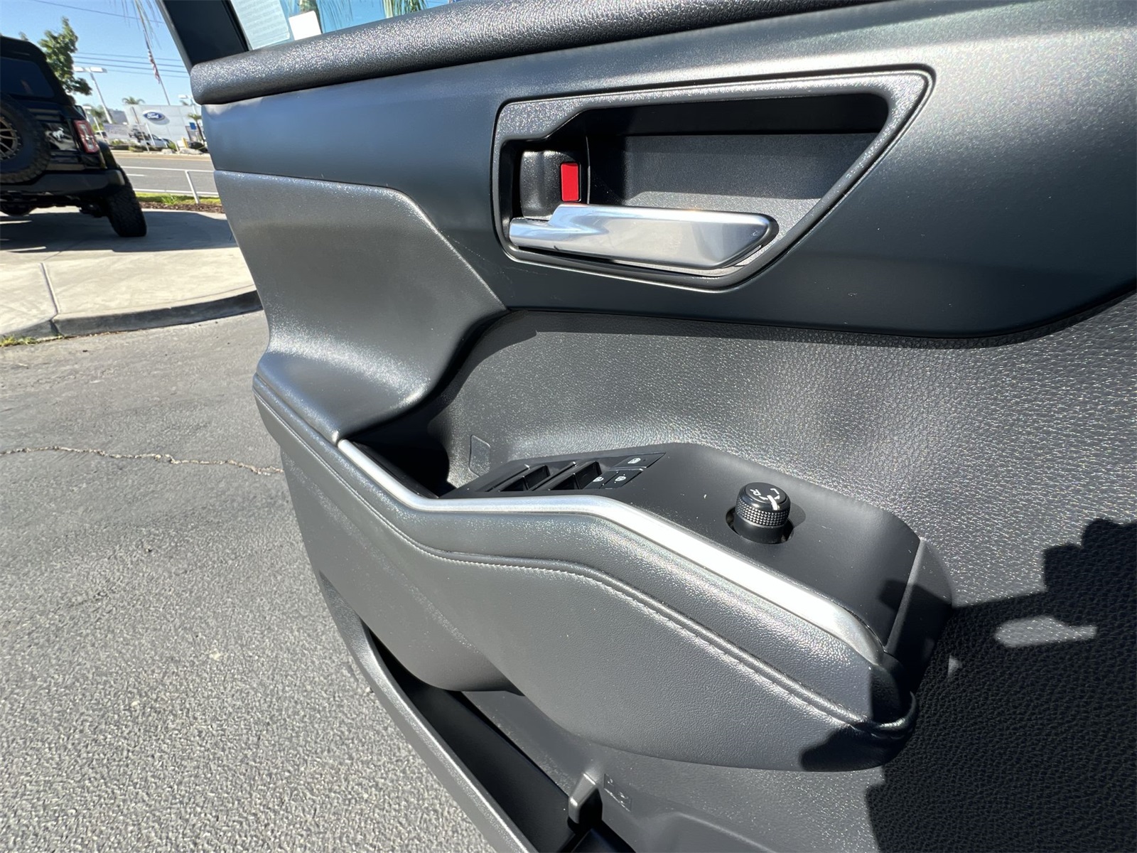 used 2022 Toyota Highlander car, priced at $30,593