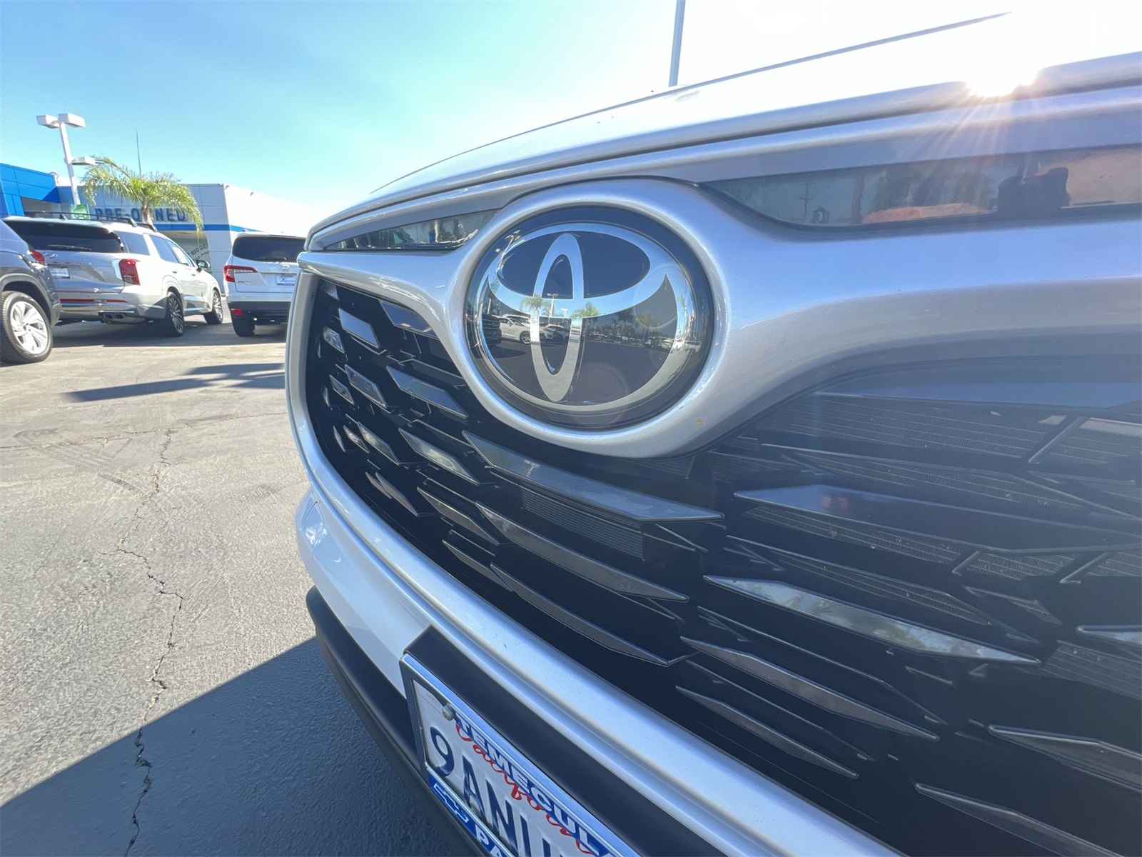 used 2022 Toyota Highlander car, priced at $30,593