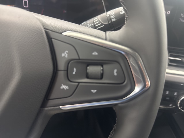 new 2025 Chevrolet Trax car, priced at $25,690