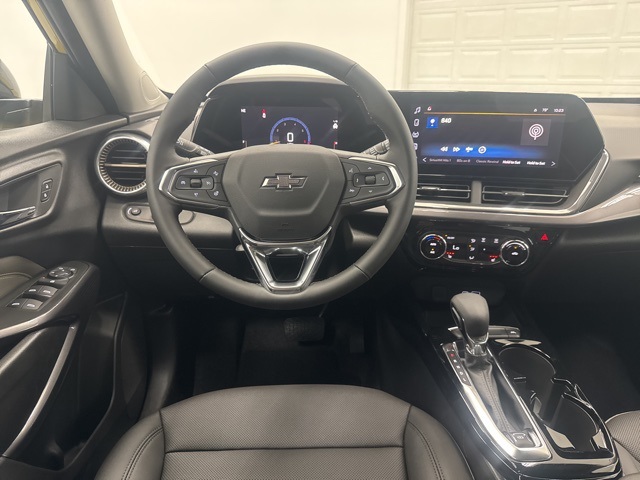 new 2025 Chevrolet Trax car, priced at $25,690