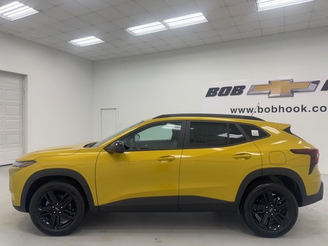 new 2025 Chevrolet Trax car, priced at $25,690