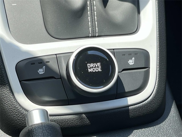 new 2025 Hyundai Venue car, priced at $23,749