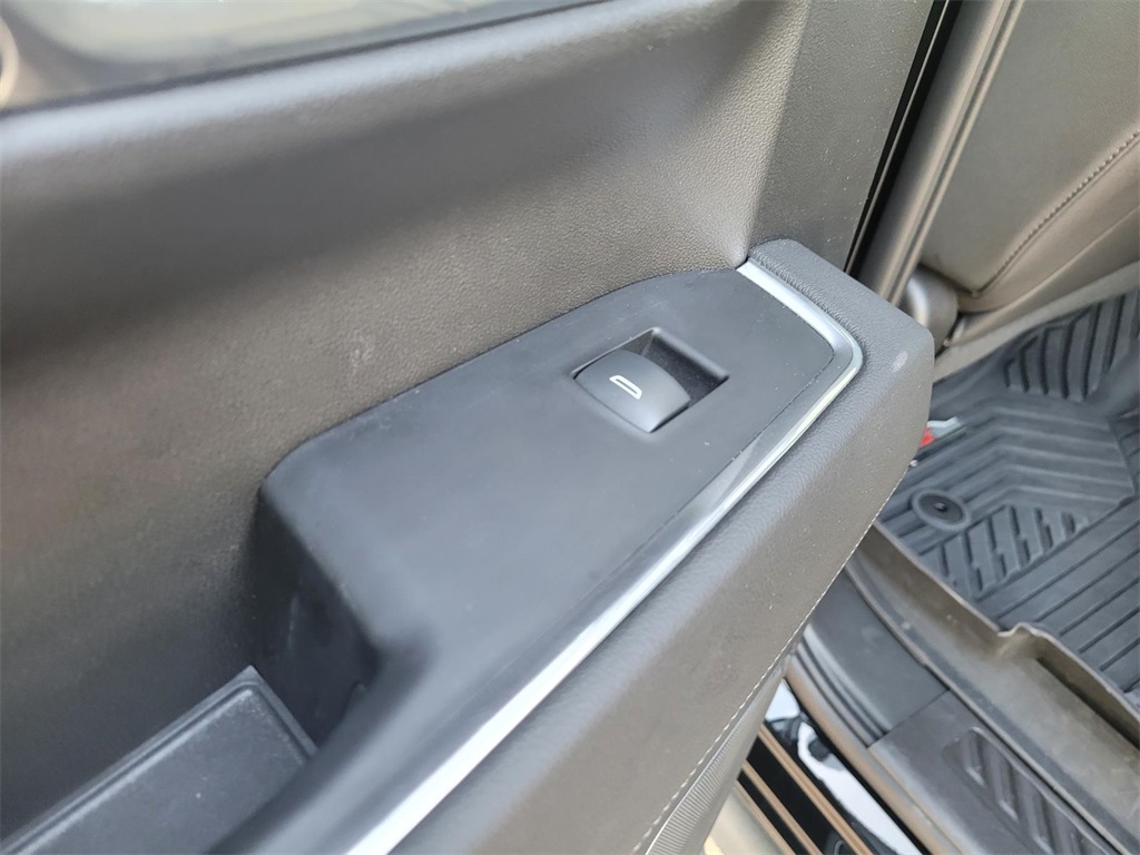 used 2022 Chevrolet Silverado 1500 car, priced at $44,990