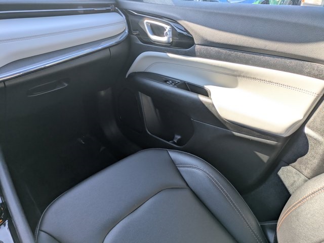 used 2024 Jeep Compass car, priced at $21,136
