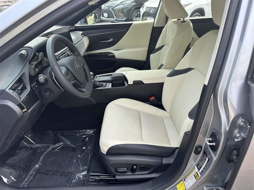 used 2022 Lexus ES car, priced at $37,495