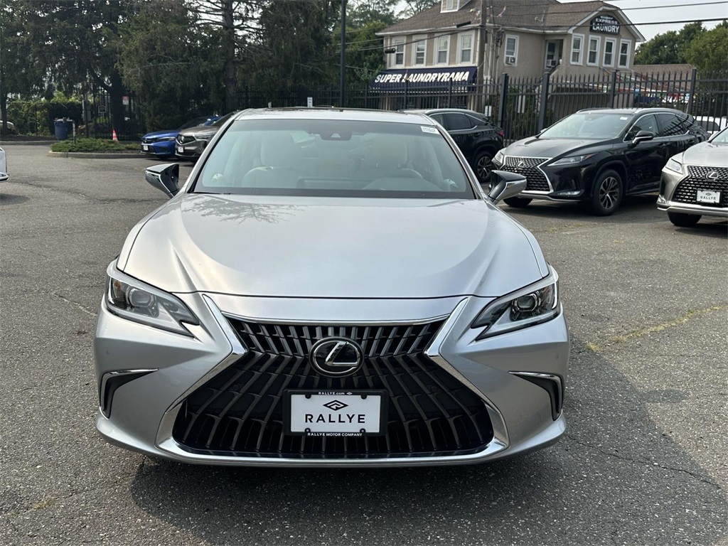 used 2022 Lexus ES car, priced at $37,495