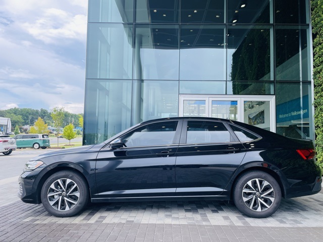 used 2024 Volkswagen Jetta car, priced at $20,500