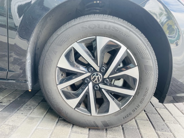 used 2024 Volkswagen Jetta car, priced at $20,500