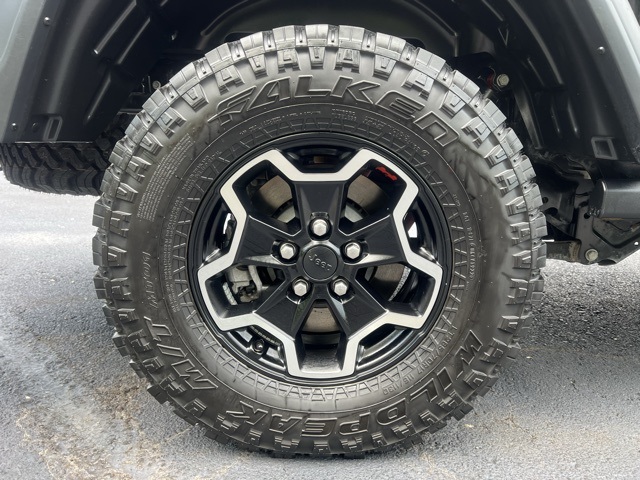 used 2023 Jeep Gladiator car, priced at $31,989