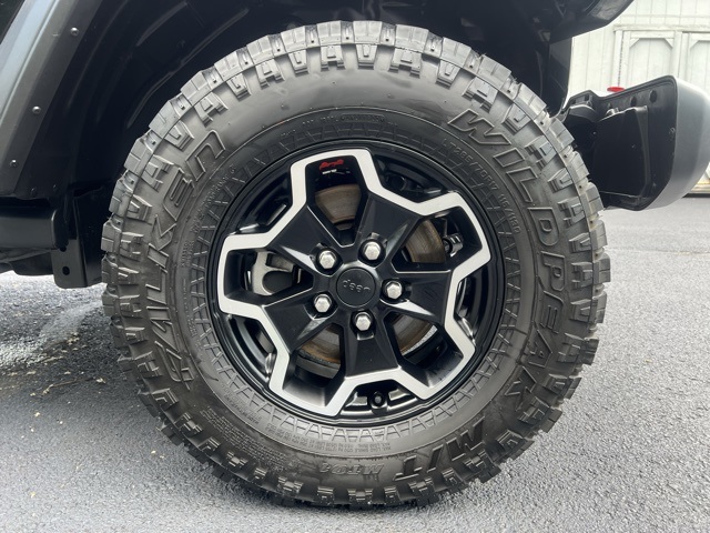 used 2023 Jeep Gladiator car, priced at $31,989