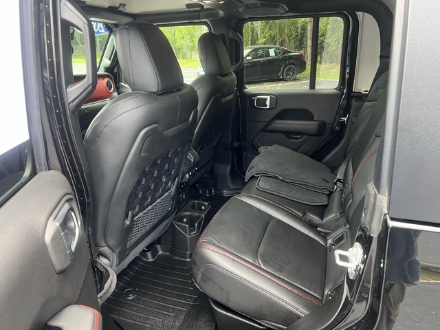 used 2023 Jeep Gladiator car, priced at $31,989