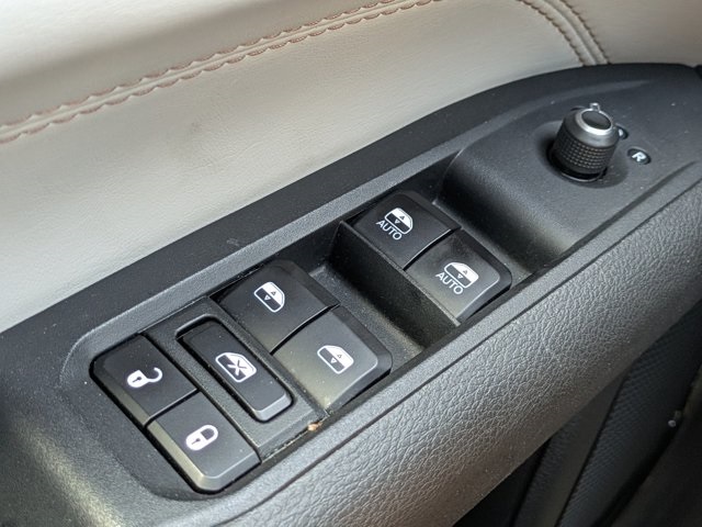 used 2024 Jeep Compass car, priced at $22,601
