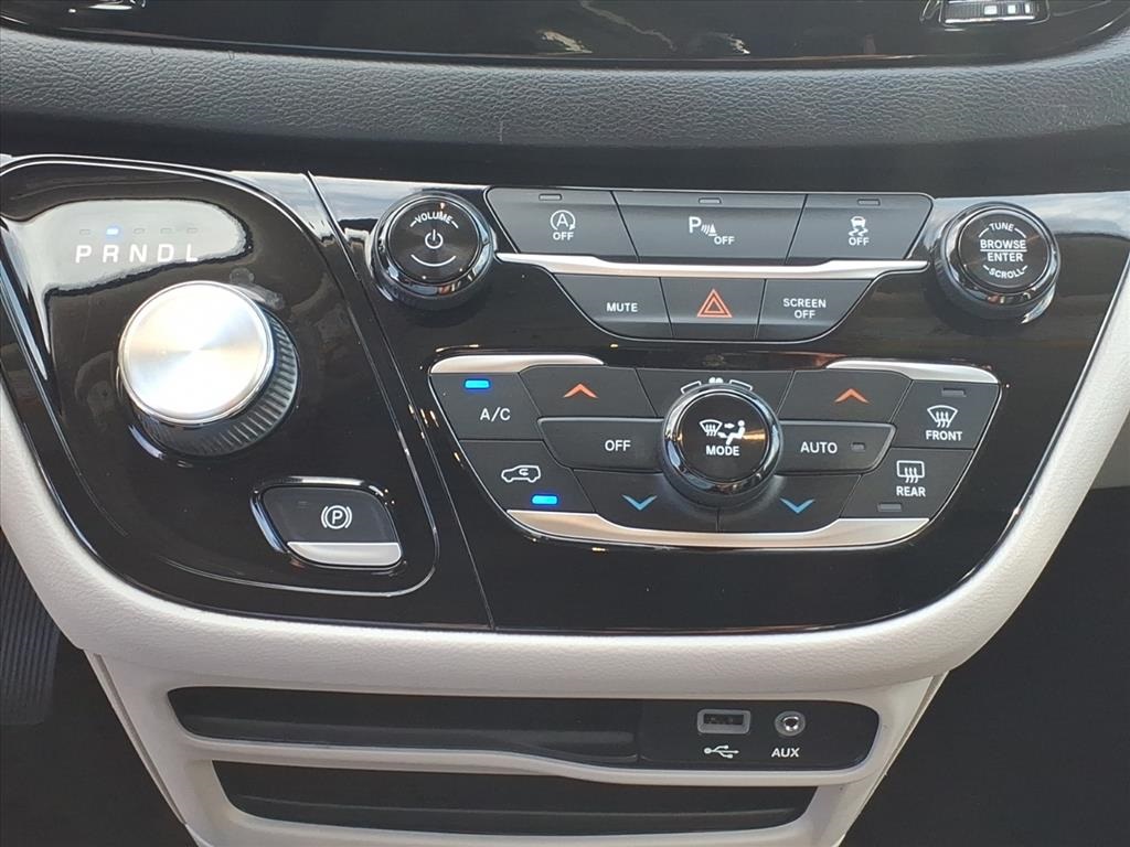 used 2020 Chrysler Pacifica car, priced at $17,900