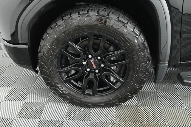 used 2021 GMC Sierra 1500 car, priced at $43,271
