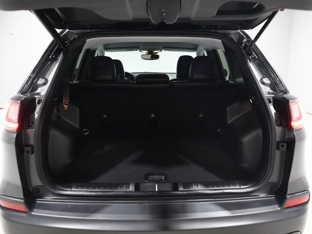 used 2022 Jeep Cherokee car, priced at $27,500