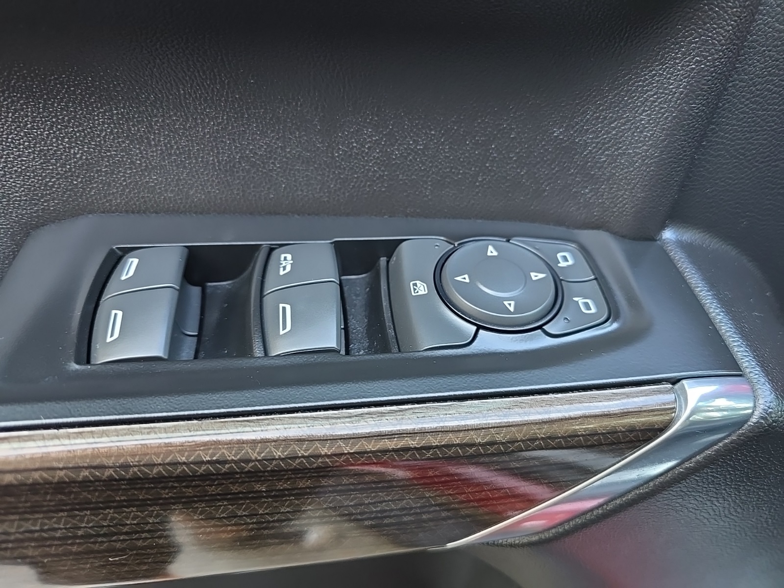 used 2019 Chevrolet Silverado 1500 car, priced at $30,600