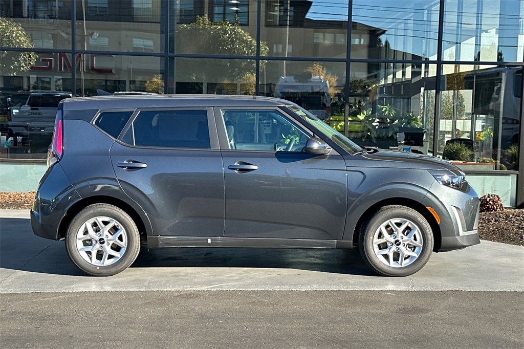 new 2025 Kia Soul car, priced at $22,765