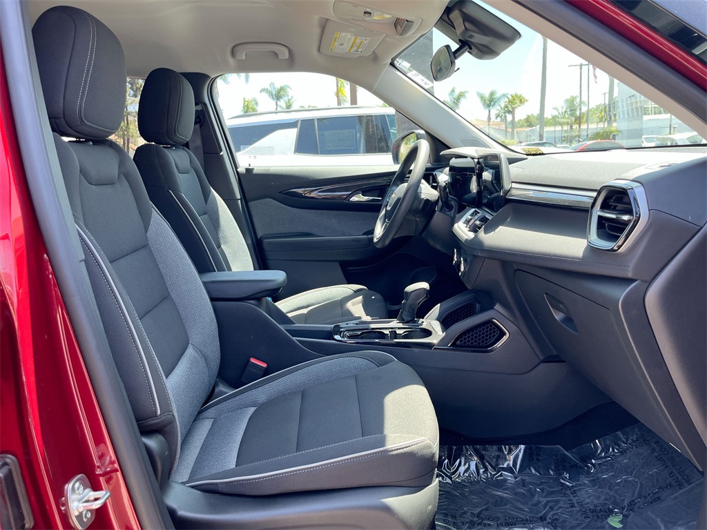 new 2024 Chevrolet TrailBlazer car, priced at $27,600