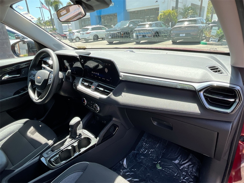 new 2024 Chevrolet TrailBlazer car, priced at $27,600