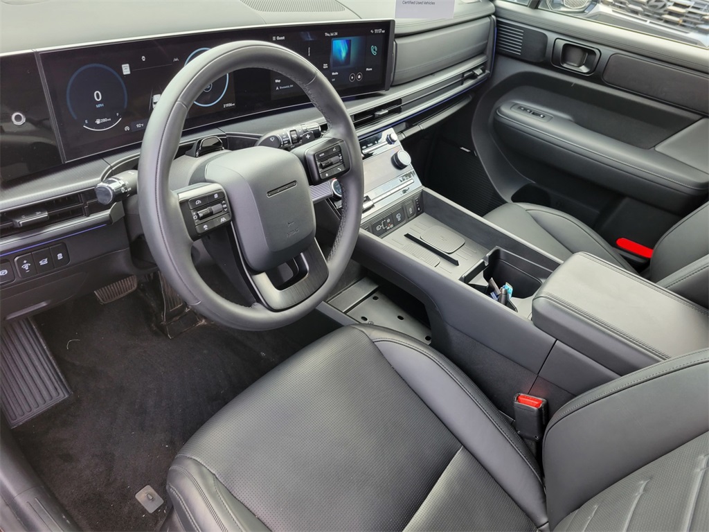 used 2025 Hyundai Santa Fe car, priced at $40,877