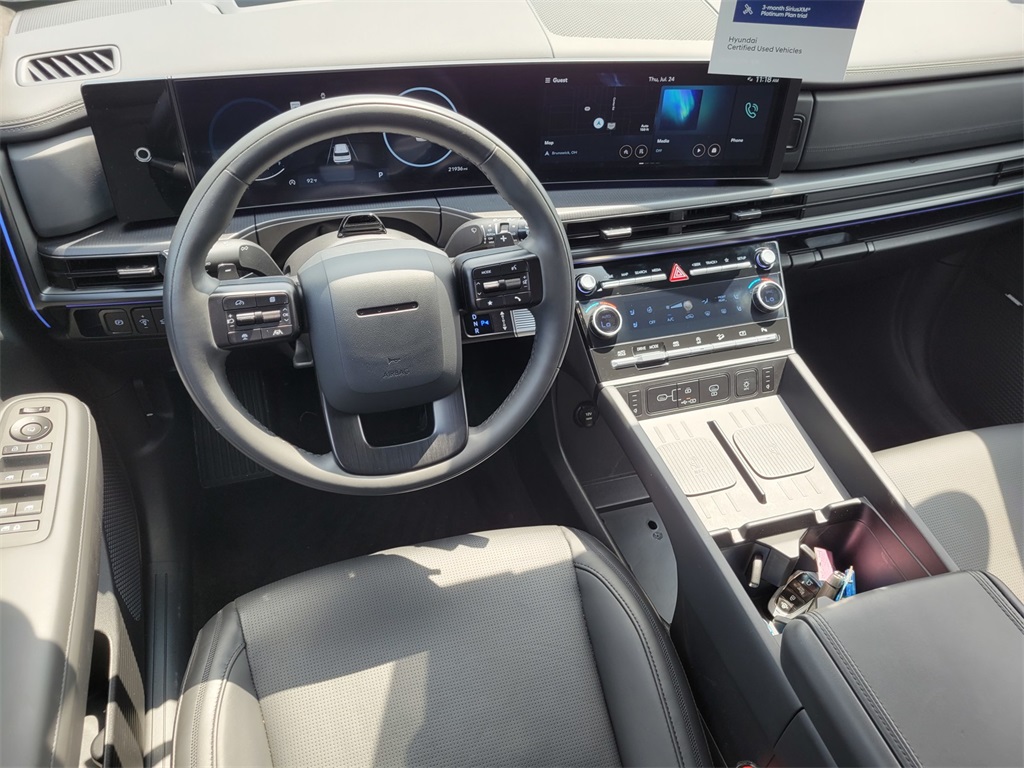 used 2025 Hyundai Santa Fe car, priced at $40,877