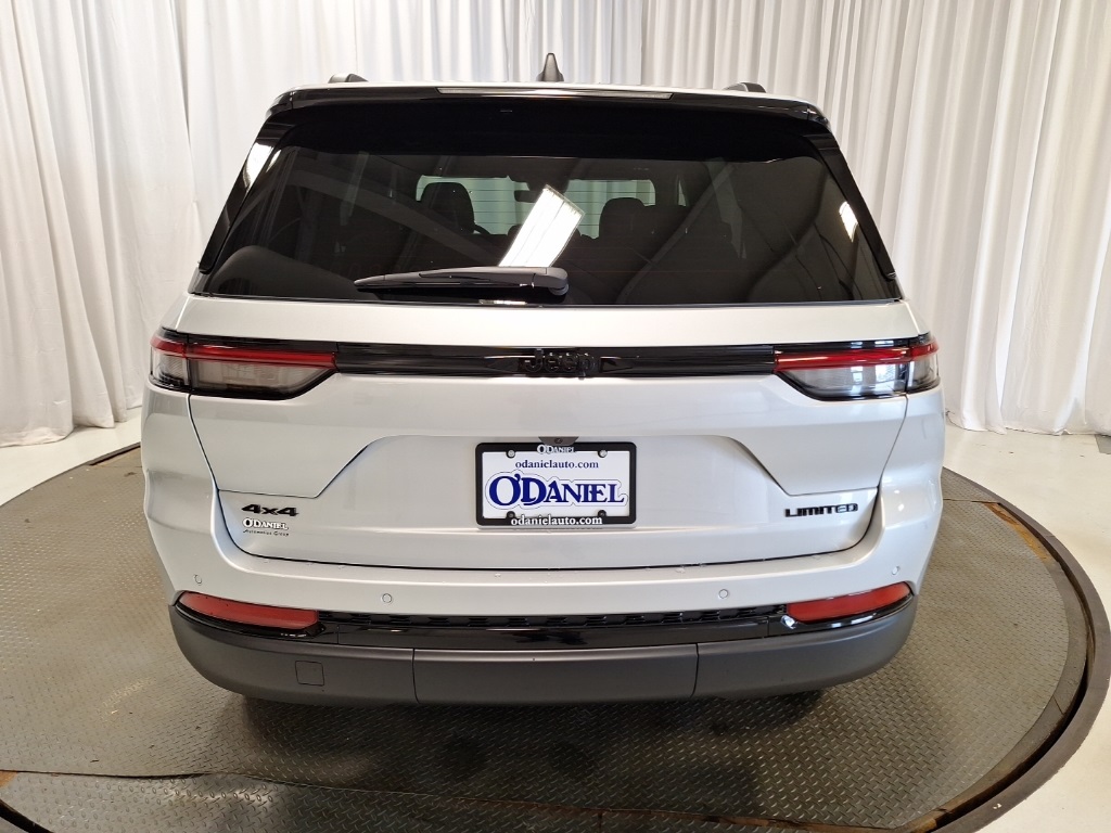 new 2025 Jeep Grand Cherokee car, priced at $50,485