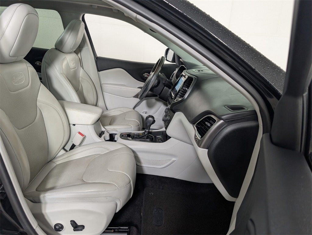 used 2019 Jeep Cherokee car, priced at $20,000