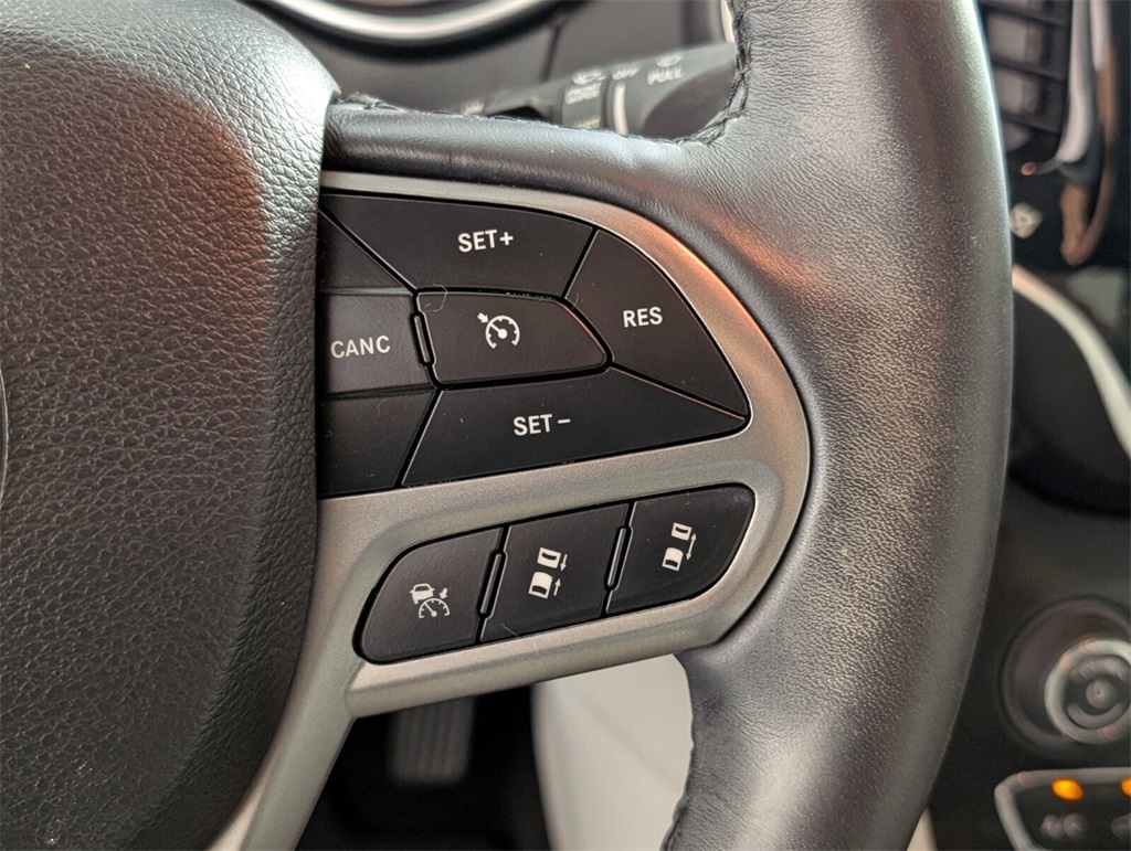 used 2019 Jeep Cherokee car, priced at $20,000