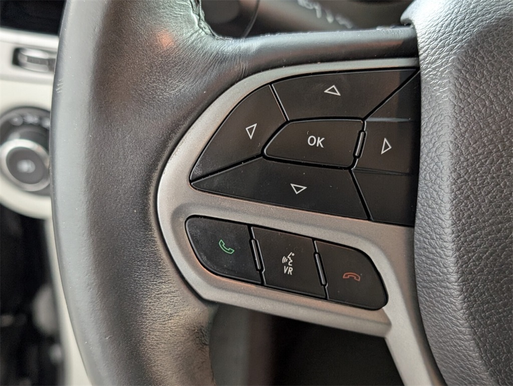 used 2019 Jeep Cherokee car, priced at $20,000