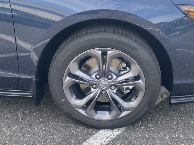 new 2025 Honda Accord Hybrid car, priced at $33,564