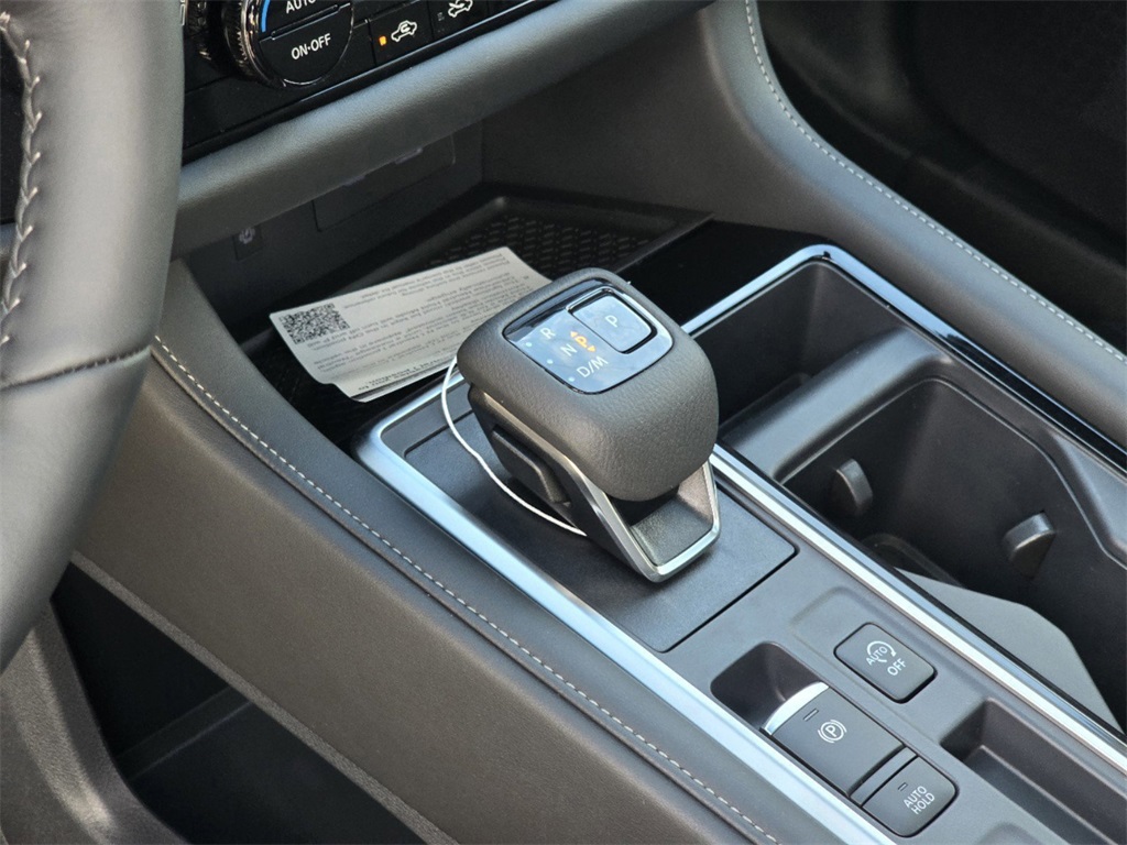 new 2025 Nissan Pathfinder car, priced at $40,554